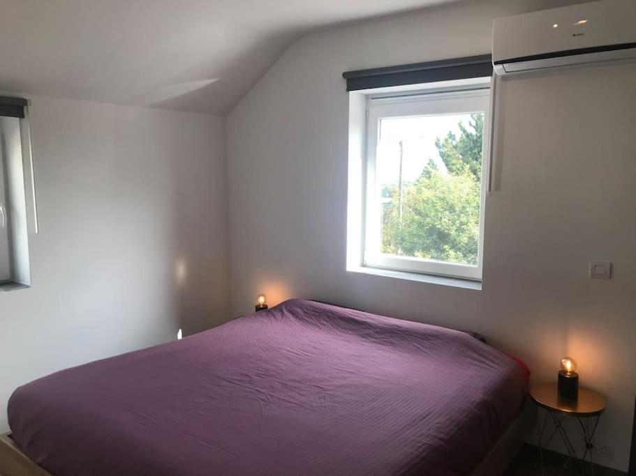 Huis Met Zonneterras, Tuin En Panoramisch Uitzicht Wellin Bagian luar foto